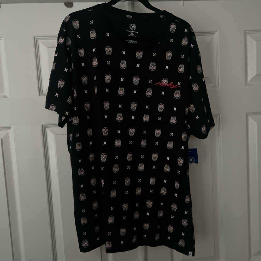 Mens Size XL Black Skull Graphic T Shirt Hurley NEW TEE Short Sleeve